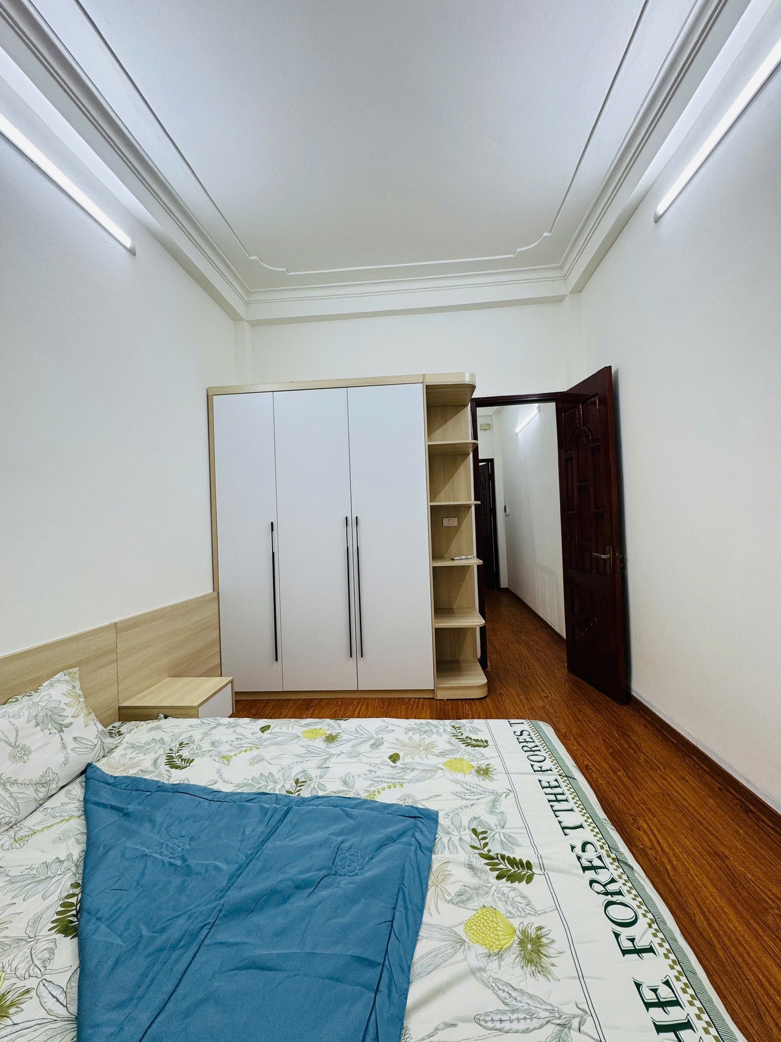 Bán nhà đường Kim Giang, 45m2, 5 tầng, giá bán 7,6 tỷ