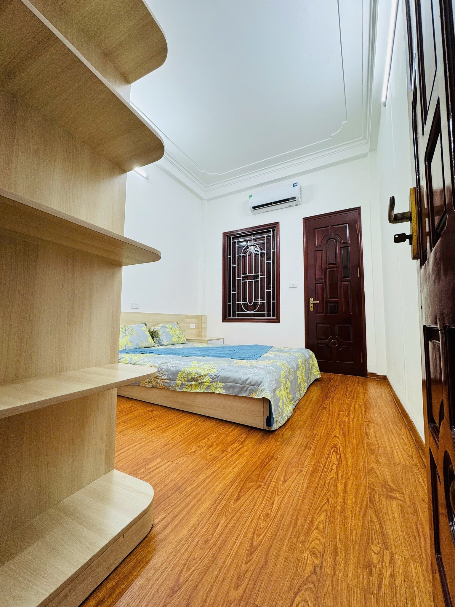 Bán nhà đường Kim Giang, 45m2, 5 tầng, giá bán 7,6 tỷ