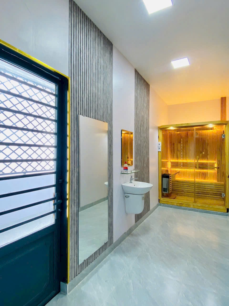 Bán nhà phố đường 10m thông phường 14, quận Gò Vấp, Hồ Chí Minh