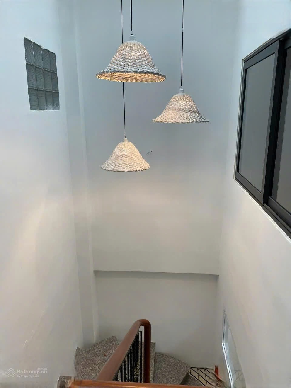 Cho thuê nhà mặt tiền, đường Đồng Nai, Tân Bình