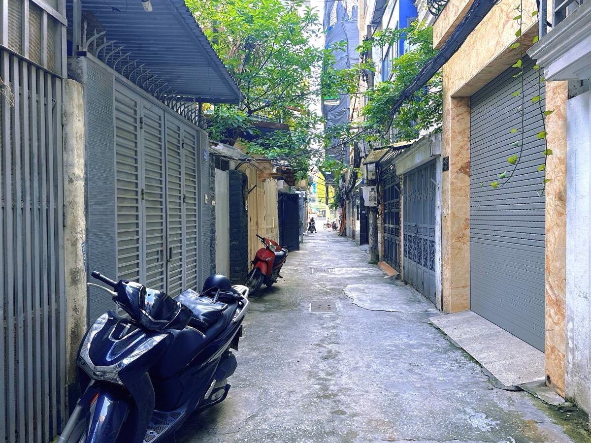 Bán nhà đường Thái Thịnh, 7 tầng, thang máy, kinh doanh