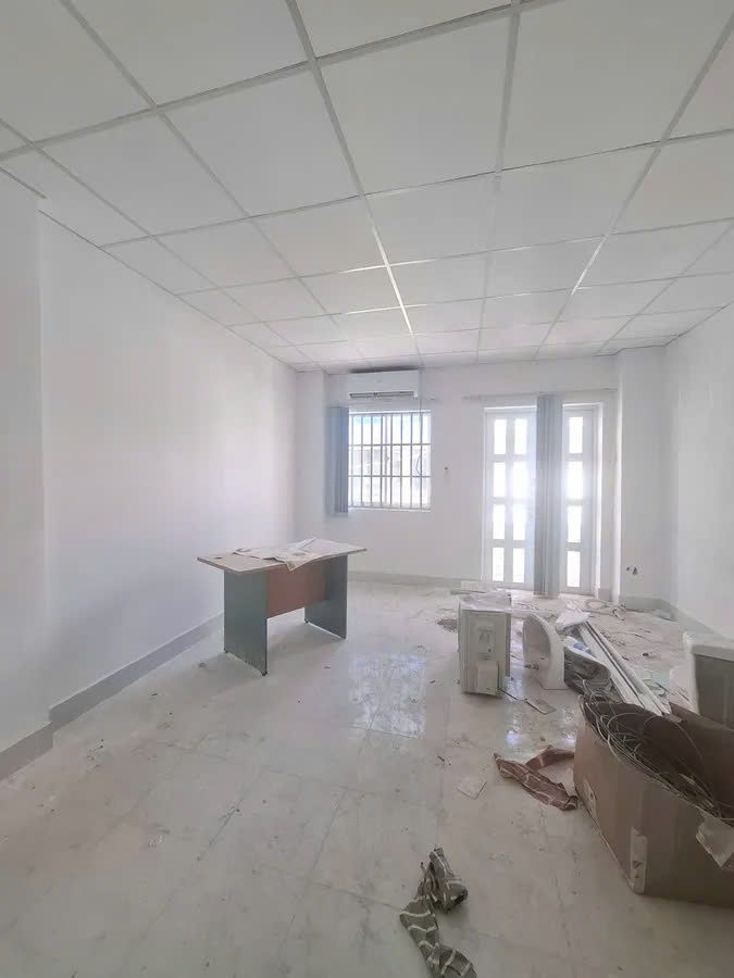 Siêu phẩm Lê Trọng Tấn, hẻm 8m, 79m2, vừa ở vừa kinh doanh, chỉ 10.3 tỷ