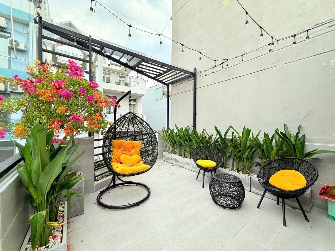 Nhà hẻm diện tích 3.3m x 11m, 3 tầng, 4 ngủ ngay Bình Thạnh, giá 7 tỷ