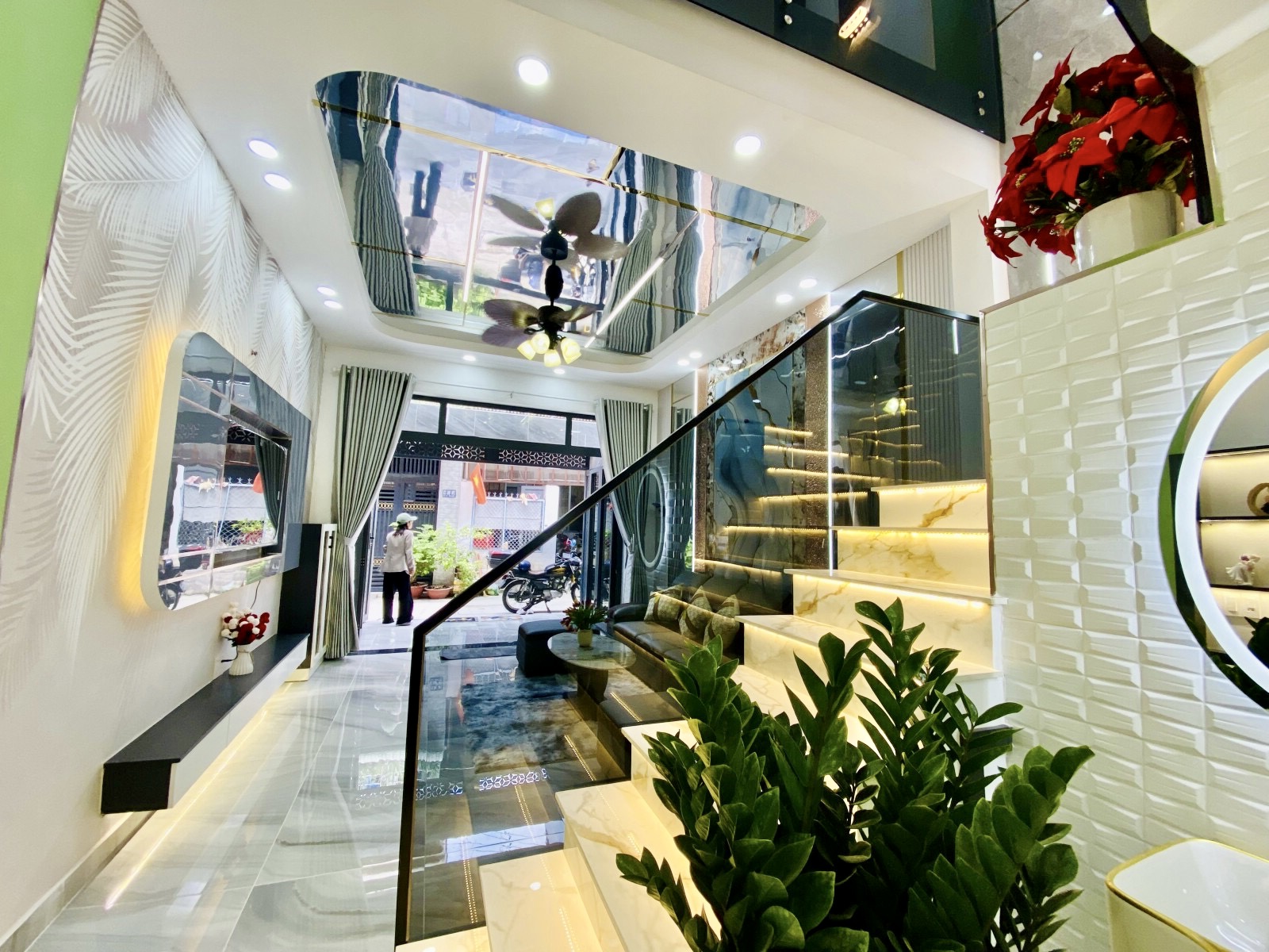 Ngay gần Citiland Nguyễn Văn Lượng, 2 tầng, 3 ngủ, full nội thất, diện tích 56m2