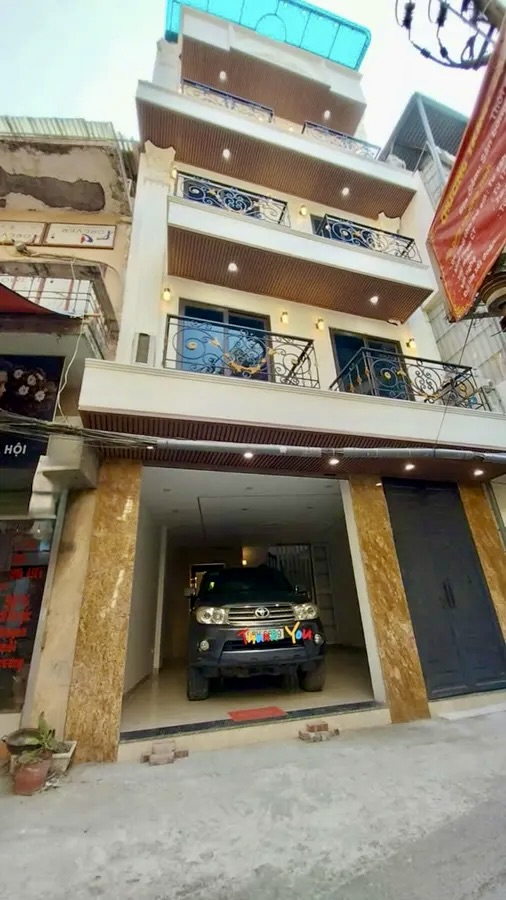 Nhà phố gara ô tô – full thang máy – Trương Định, Hai Bà Trưng – 43m2 – giá 11.9 tỷ