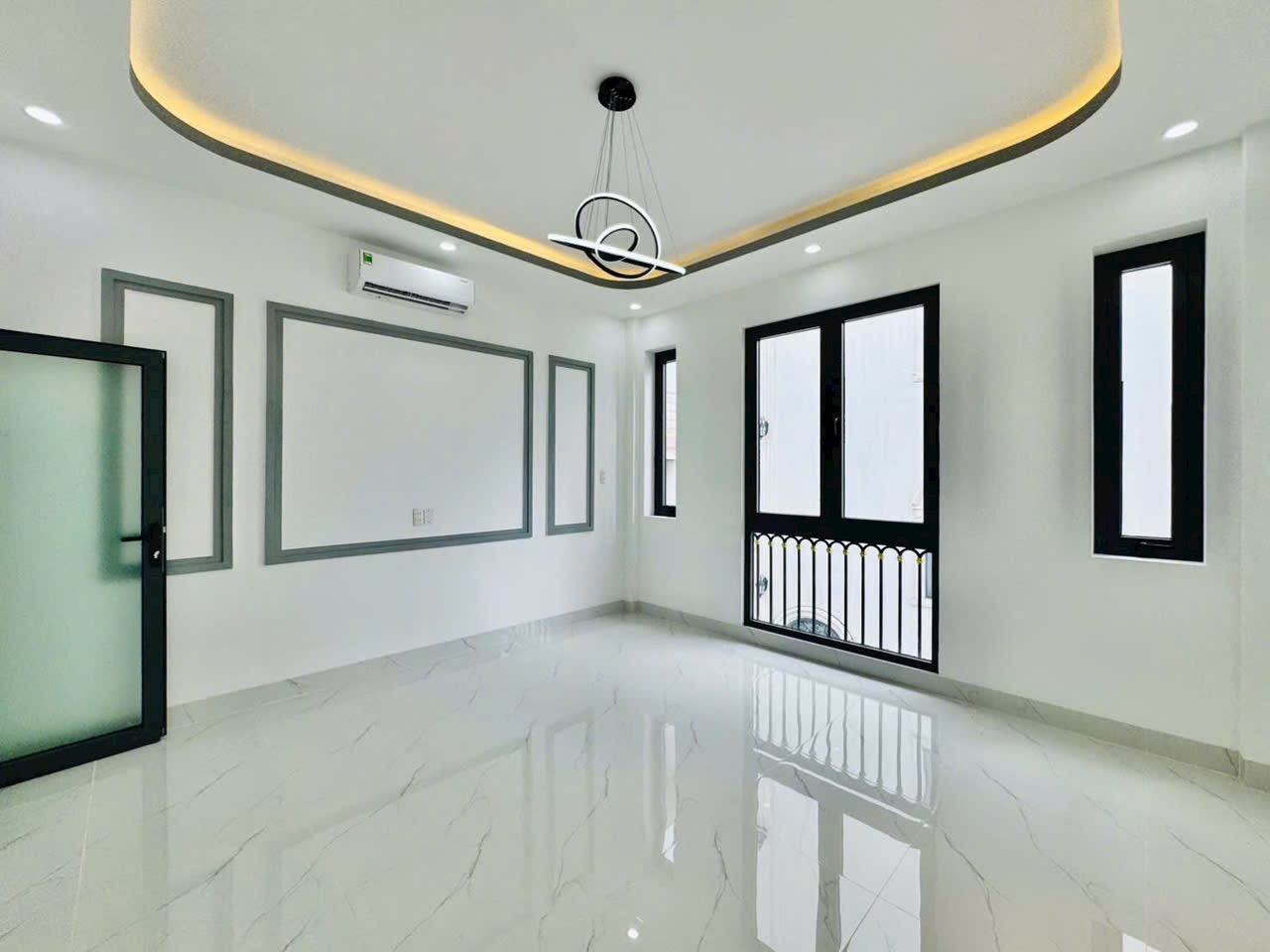Bán nhà phố đẹp đường Nguyễn Văn Nghi, phường 07, quận Gò Vấp, Hồ Chí Minh