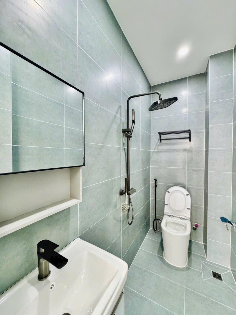 Bán nhà phố đẹp đường Nguyễn Văn Nghi, phường 07, quận Gò Vấp, Hồ Chí Minh