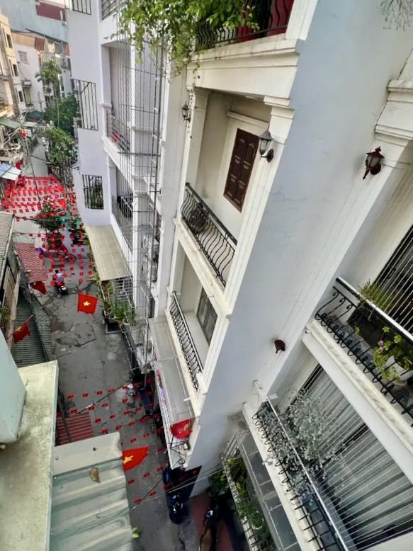 Siêu phẩm phố Minh Khai – 40m2 x 5 tầng đẹp – ngõ ô tô – kinh doanh – giá tốt