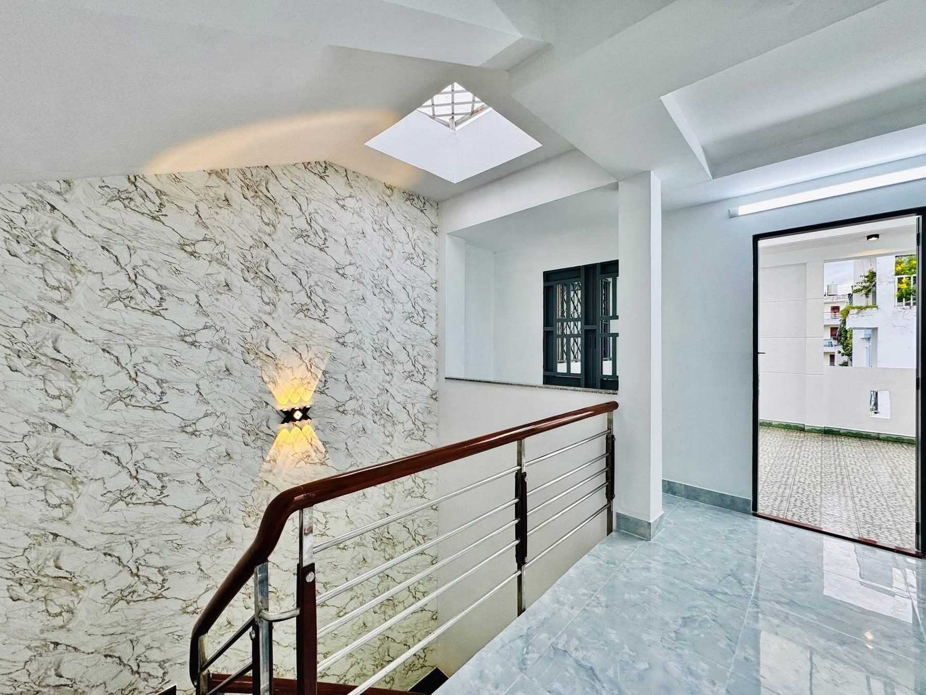 Bán nhà đẹp đường Bành Văn Trân, phường 7, Tân Bình – giá chỉ 4,45 tỷ