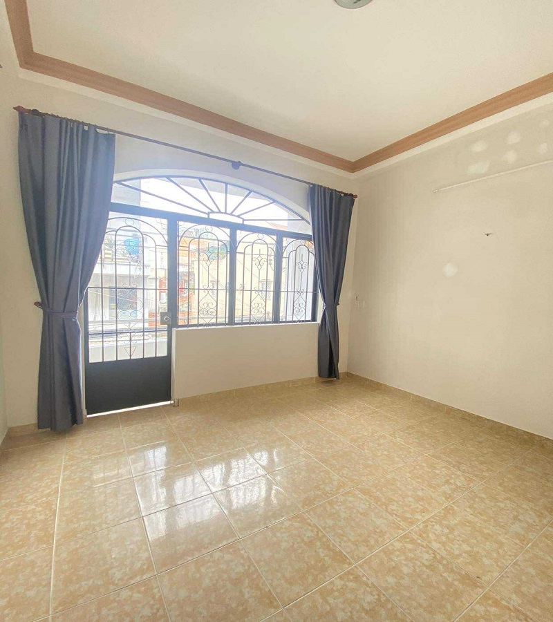 Bán nhà hẻm nhựa 6m kinh doanh có lề đường Trần Hưng Đạo, Tân Sơn Nhì, Tân Phú, diện tích 52m2, 4 tầng