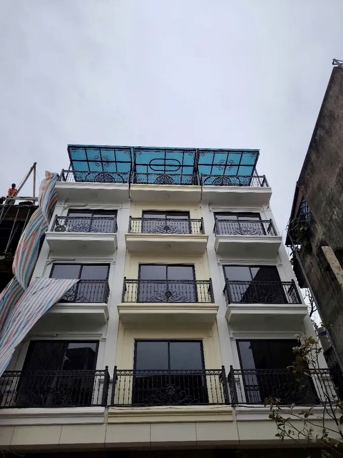 Bán nhà riêng Hoàng Mai – 5 tầng, ngõ rộng, gần ô tô – Nhà mới đẹp chỉ 7.2 tỷ – Sổ nở hậu