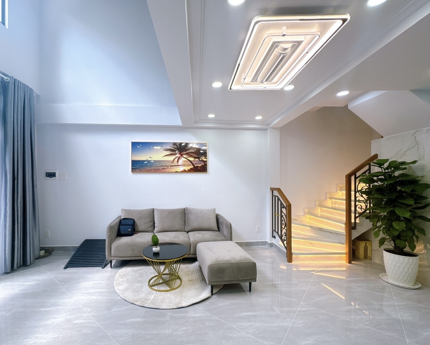 Chủ xây mới ngay khu vip Phú Nhuận 4 tầng, diện tích 56m2, kiên cố bán gấp