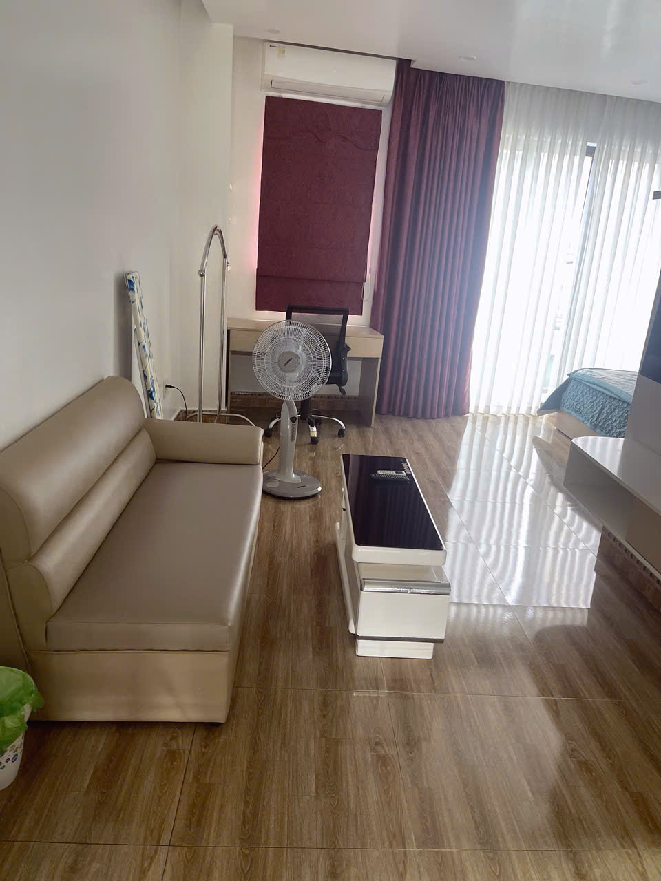 Cho thuê căn hộ full nội thất, giá chỉ từ 8 triệu/tháng tại phố Đỗ Nhuận - 193 Văn Cao