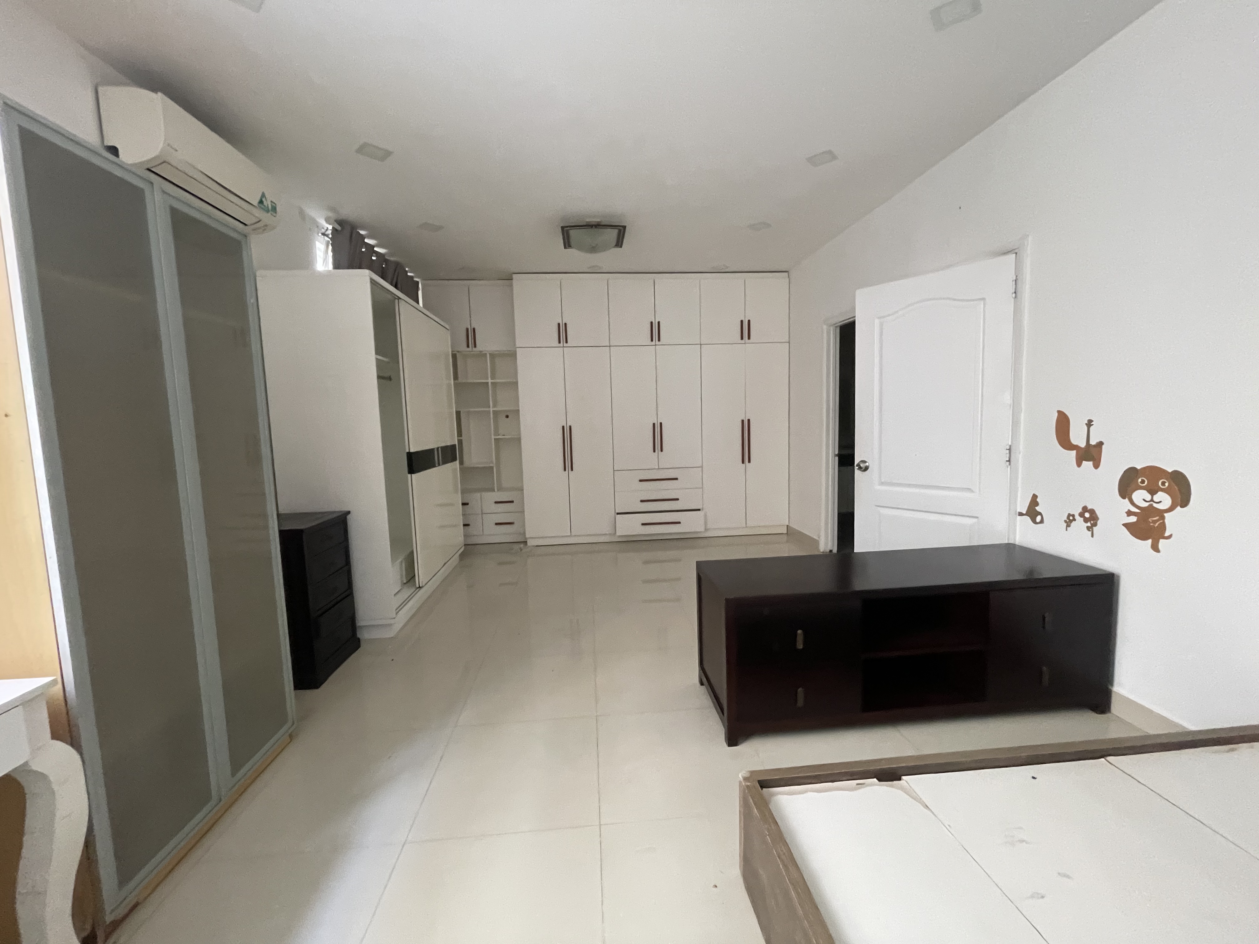 Bán Villa Hà Đô, Thạnh Mỹ Lợi, quận 2, diện tích 15m x 18m, nhà 1 hầm 2,5 tầng