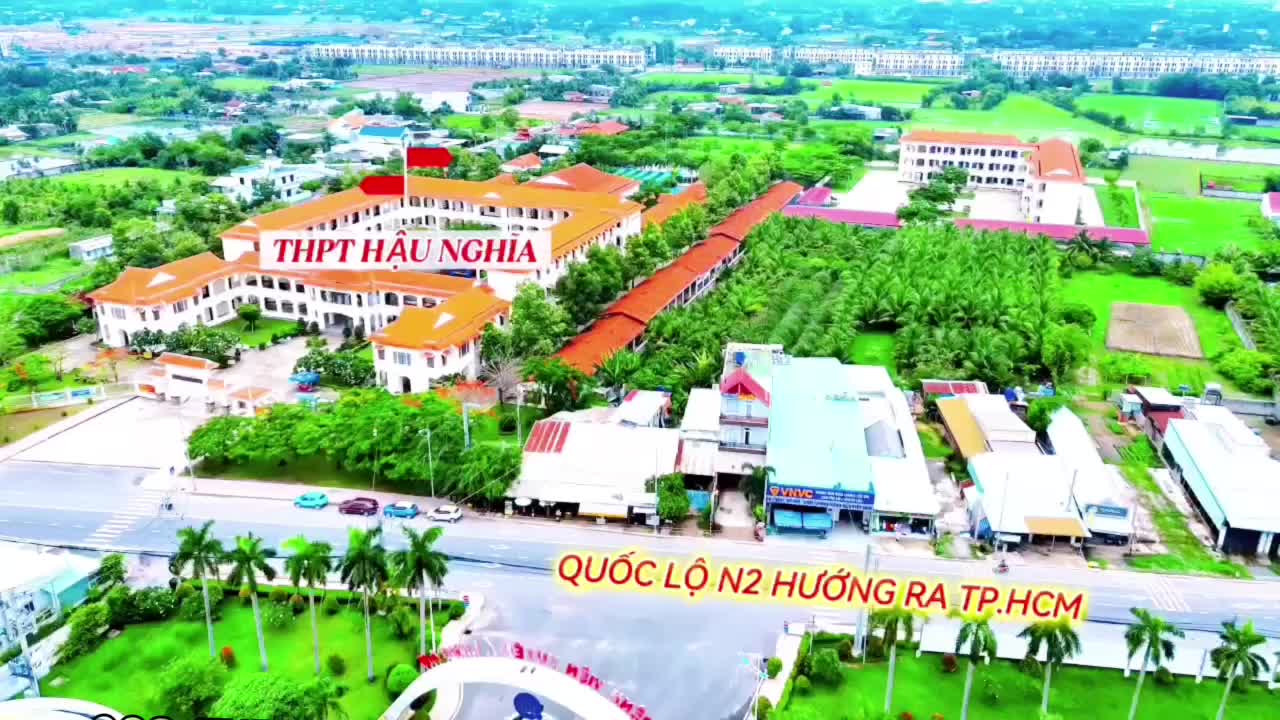 160m2 đất thổ cư, gần cổng Vinhomes Green City, sổ hồng riêng