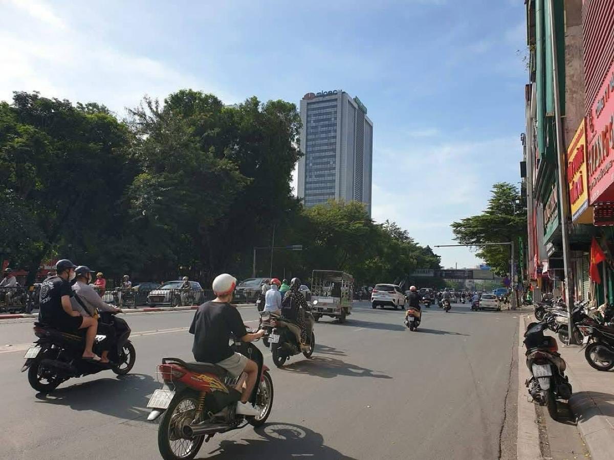 Bán mảnh đất mặt đường Tây Sơn, 630m2, mặt tiền 18m