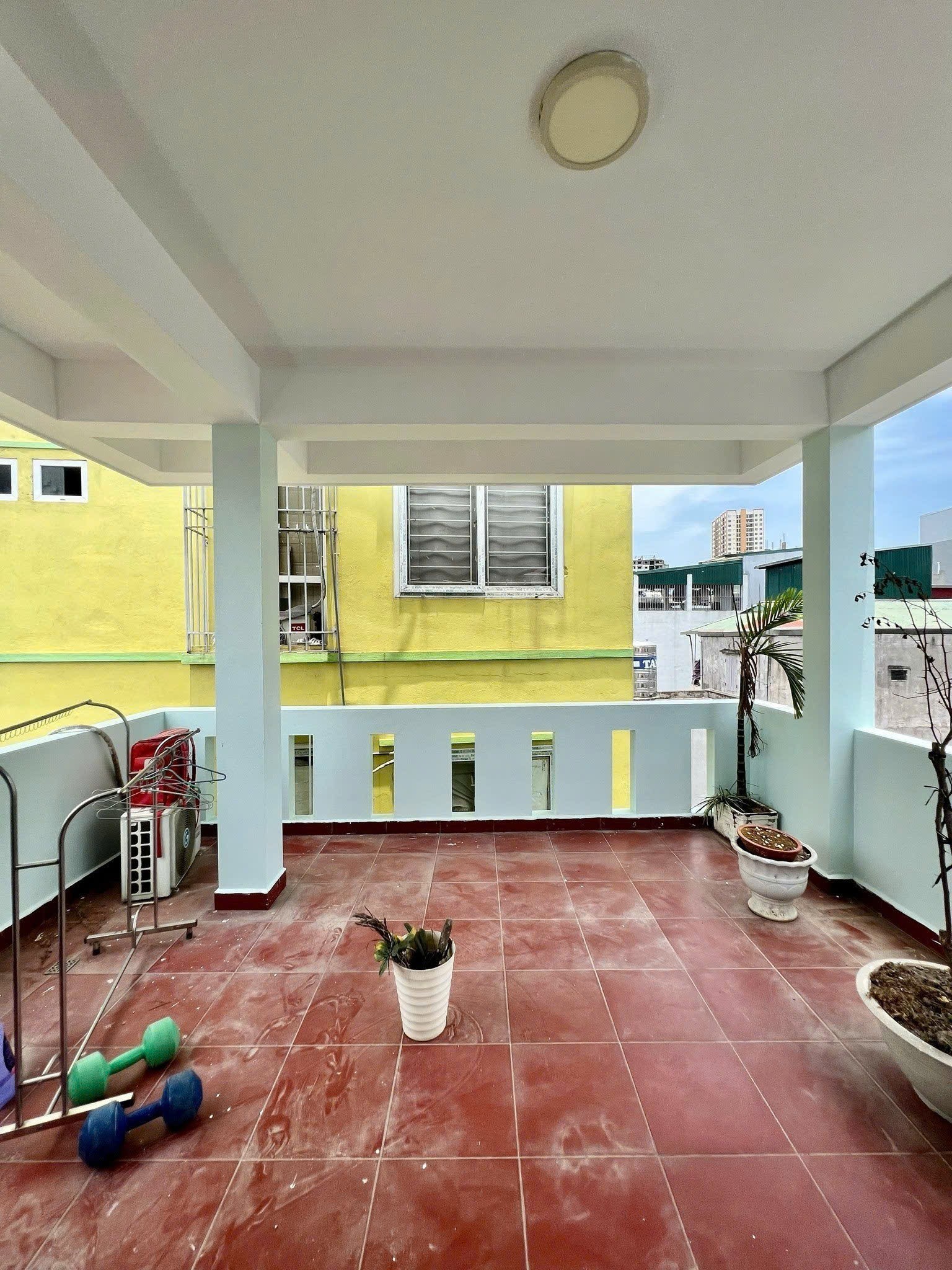 Bán nhà đường Tân Triều, 35m2, xây 5 tầng, lô góc