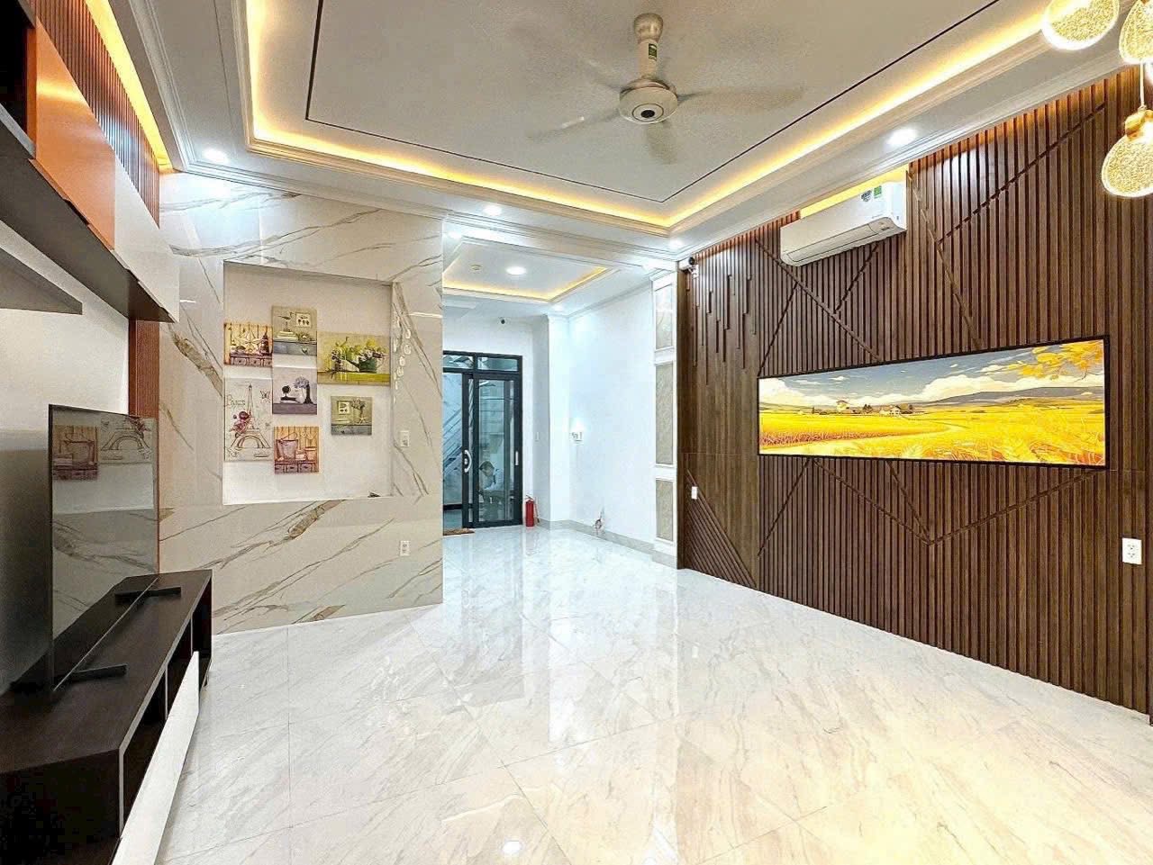 Bán nhà 100m2, 7 tầng lầu khu vip Bàn Cờ, quận 10, chào bán 29 tỷ