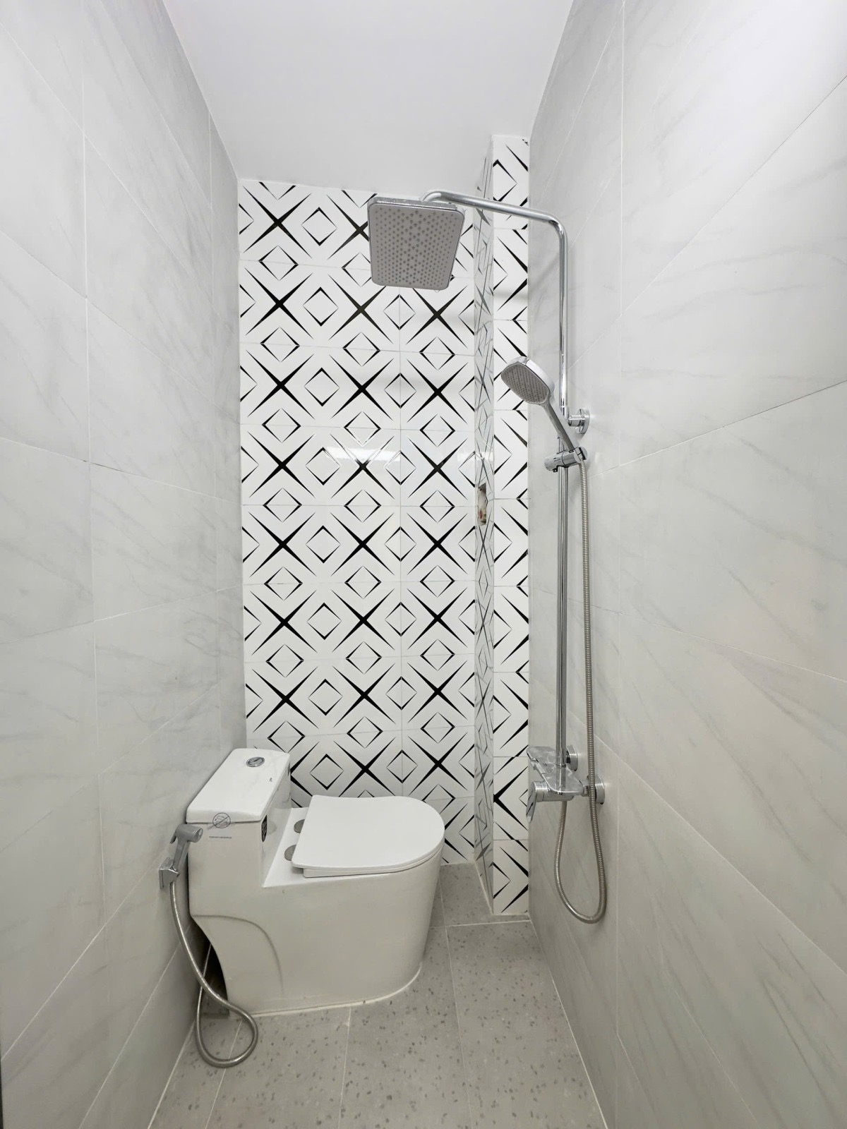 Bán nhà 4,3m x 5,58m, mới full nội thất ngay phường 10, Gò Vấp, giá 3,35 tỷ