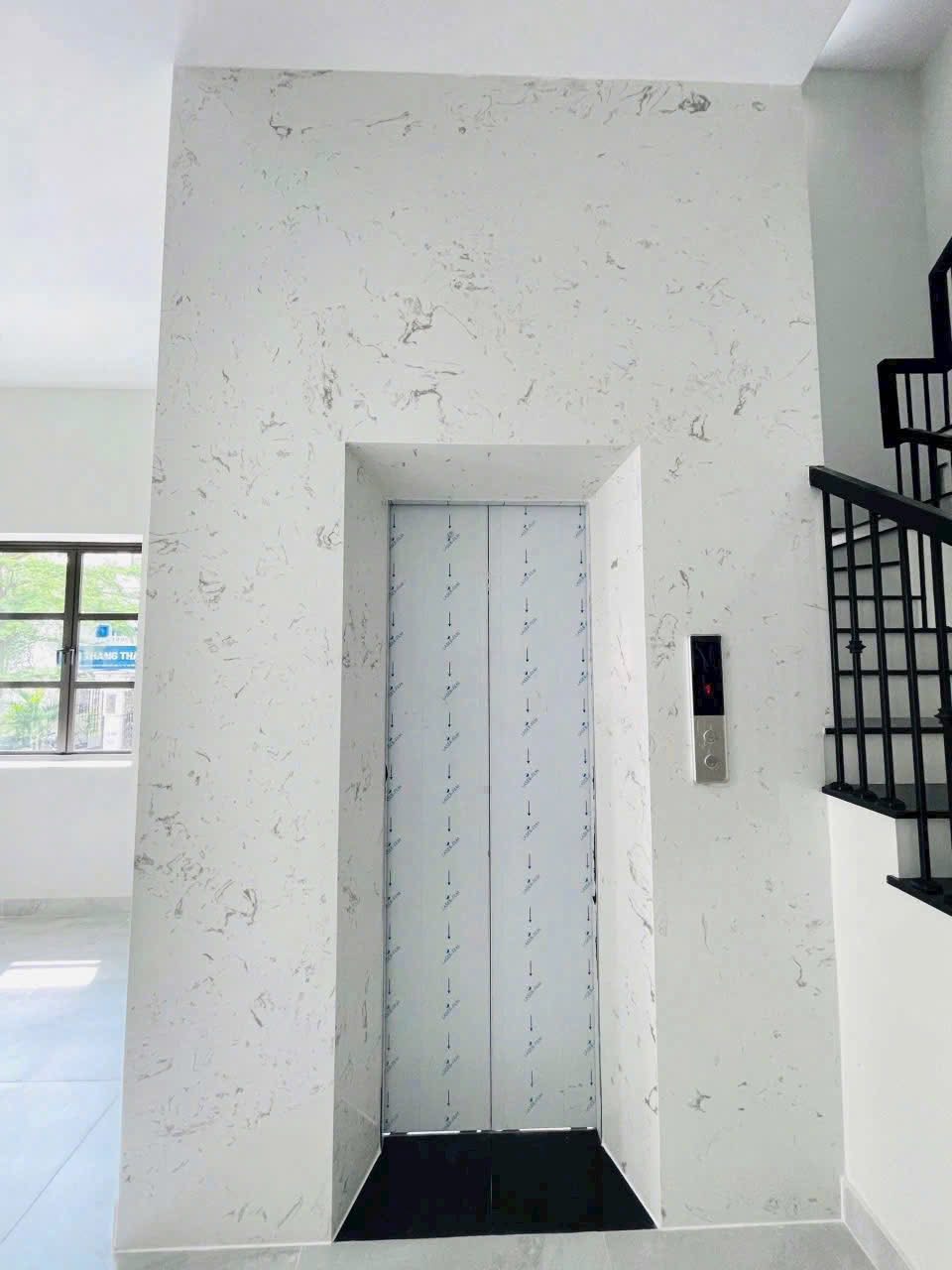 Bán nhà khu vip Cityland mới keng, 2 mặt tiền