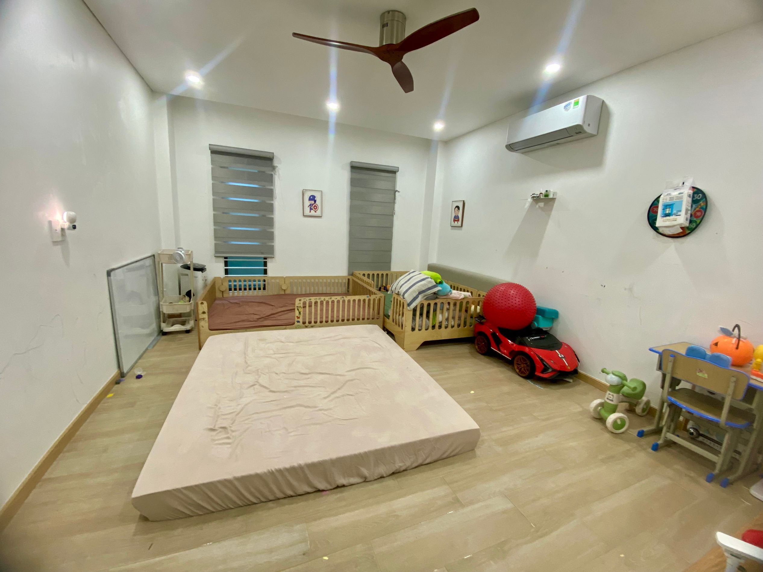 Bán nhà hẻm 4 tầng, 74m2, gần Aeon Tân Phú, full nội thất, chỉ 8,8 tỷ