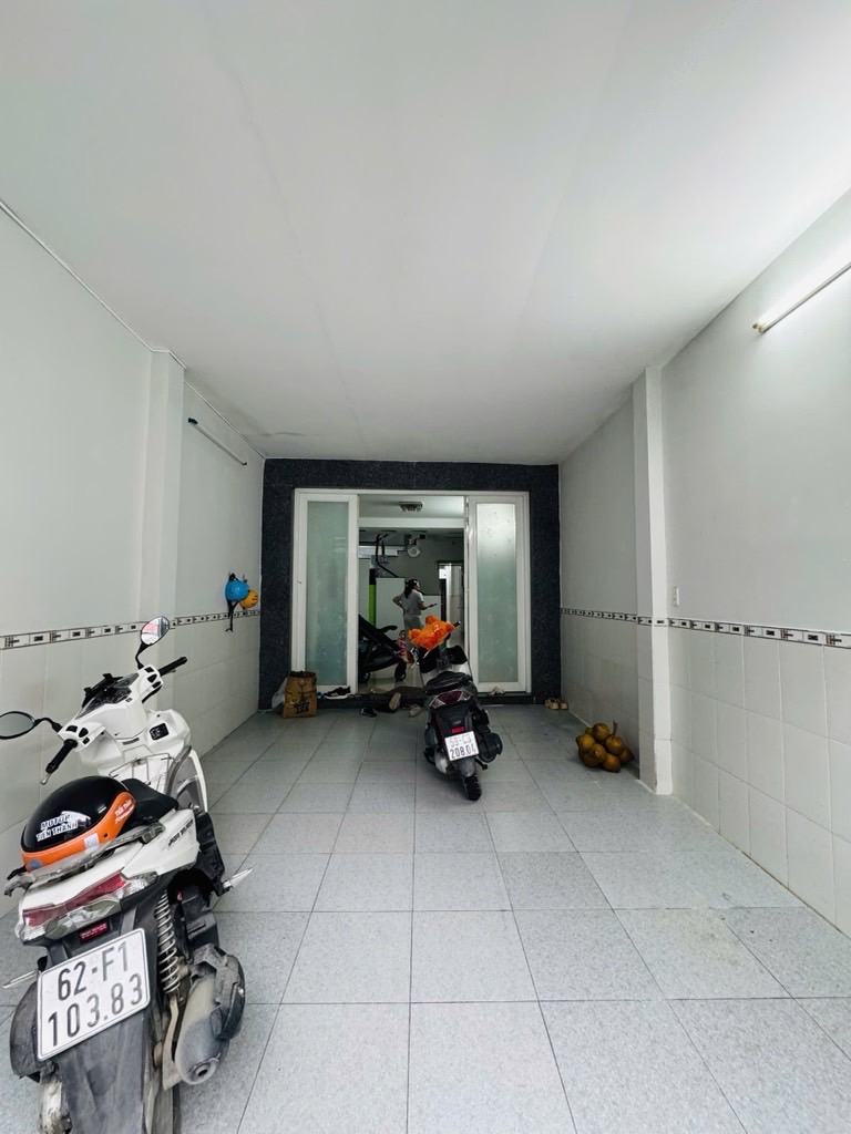 Siêu phẩm 3 tầng khu Tên Lửa, 2 mặt tiền đường, nở hậu, giá 4,6 tỷ