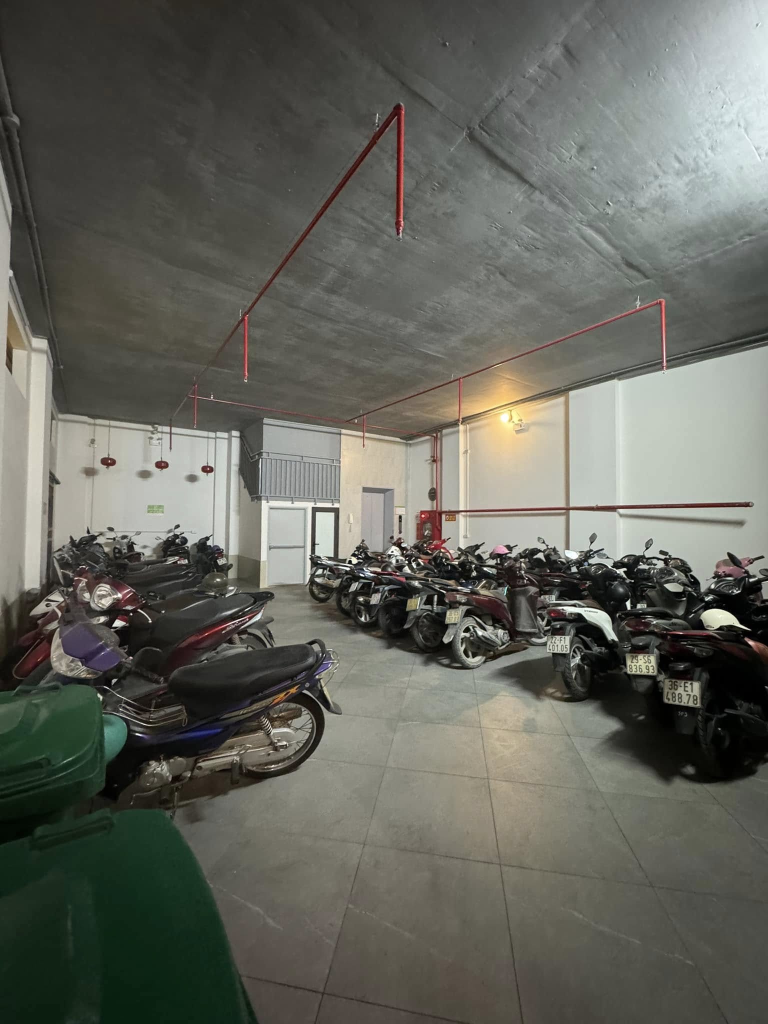 Bán tòa nhà chung cư mini mặt ngõ 213 đường Giáp Nhất, 170m2 - 9 tầng, thang máy, 32 căn hộ cho thuê