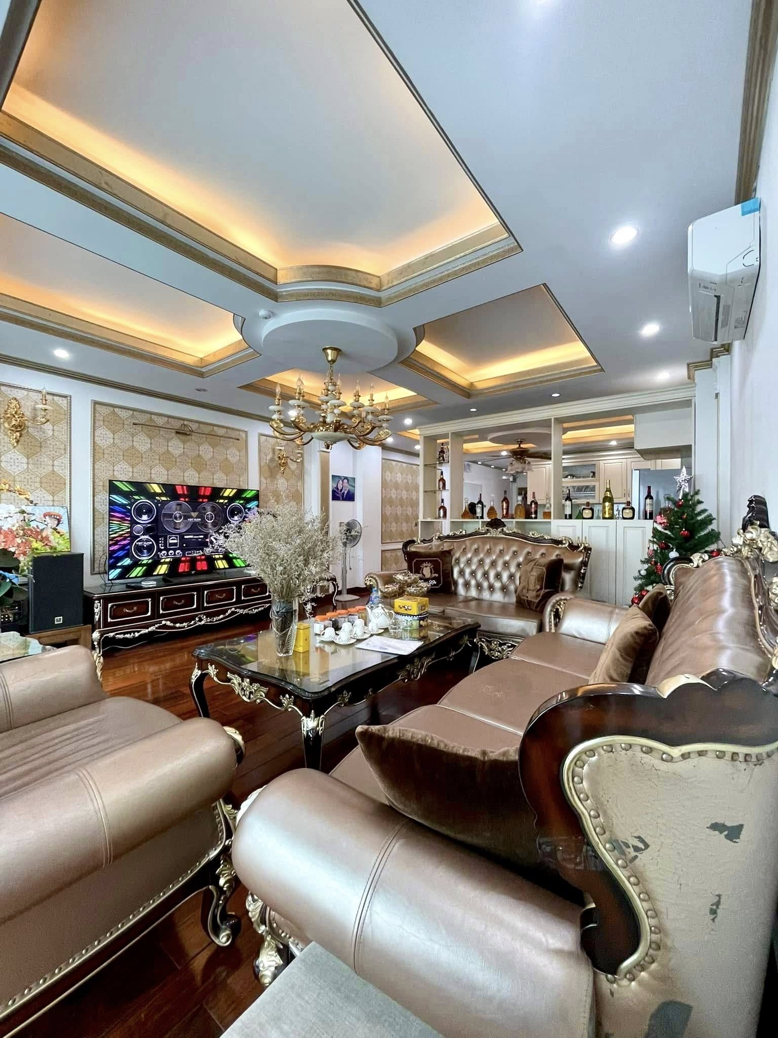 Bán tòa nhà chung cư mini đường Tam Khương, 100m2, xây 7 tầng, thang máy