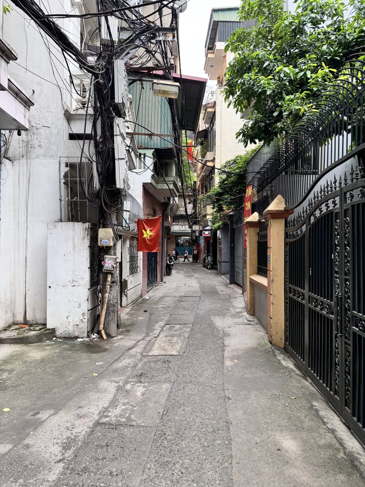 Bán nhà đường Quan Nhân, 70m2 nhà cấp 4, mặt tiền 6.2m