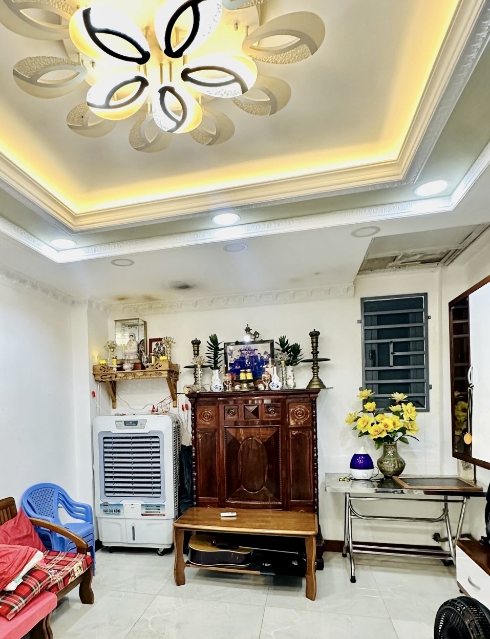 Bán nhà sát mặt tiền Medcedes Quang Trung, 5 tầng, diện tích 48m2, chi 7 tỷ