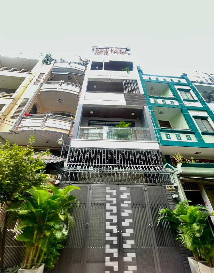 Bán nhà 7 tầng, 100m2, vuông chuẩn mới ngay khu vip nhà thi đấu Phú Thọ