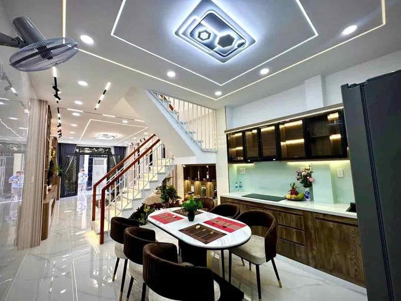 Bán nhà Nguyễn Thị Tư, phường Phú Hữu, Thủ Đức, chỉ 3,5 tỷ