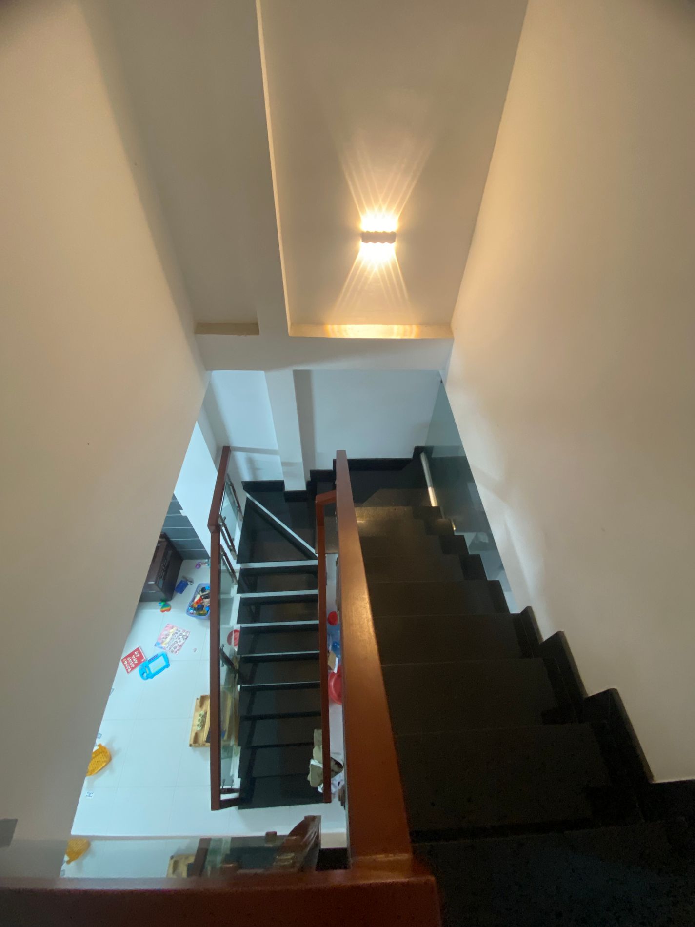 Siêu phẩm 2 mặt tiền hẻm Gò Dầu, 50m2, nhà mới ở ngay, chỉ 5,7 tỷ