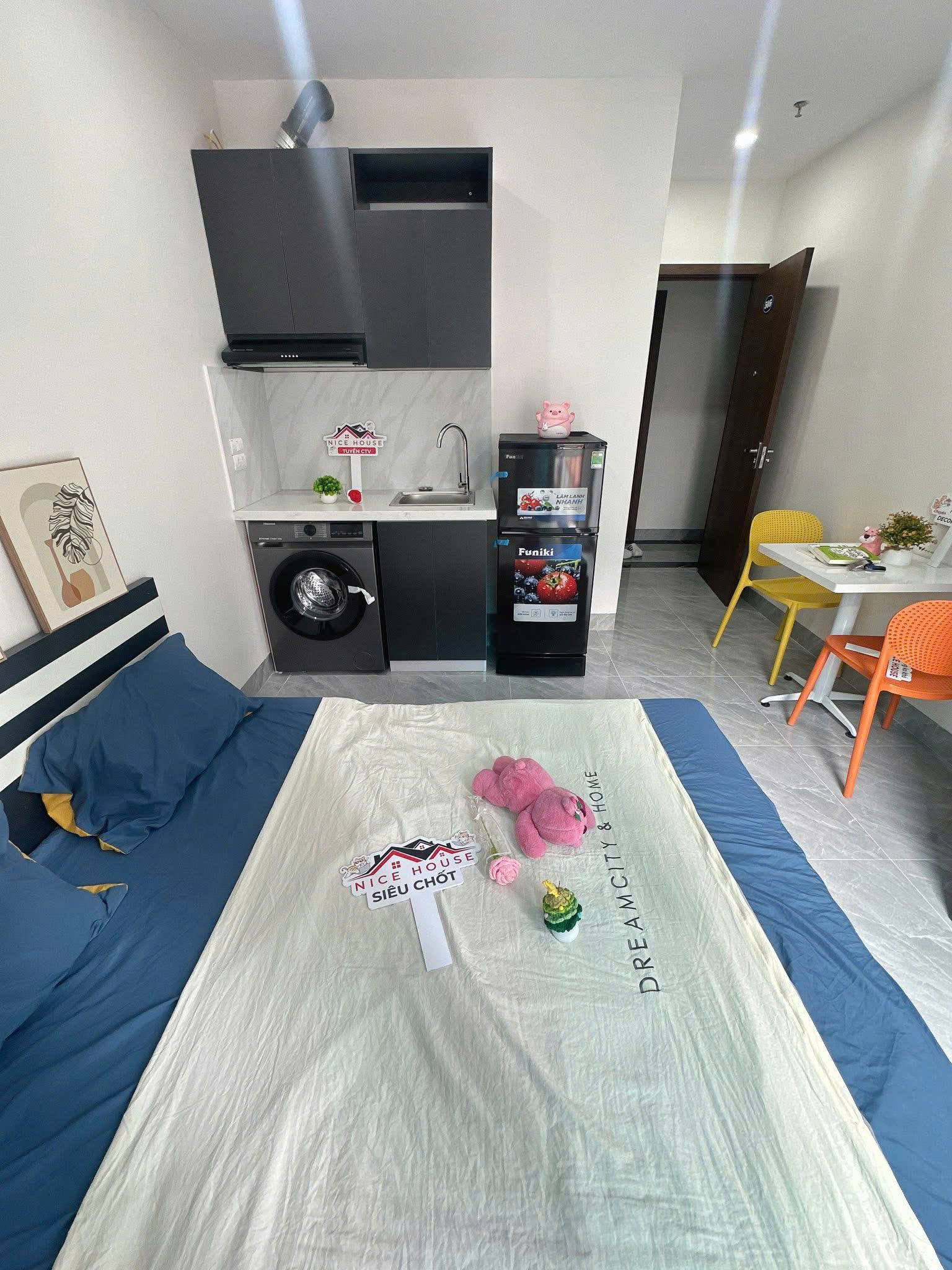 Bán gấp nhà đẹp Long Biên, vị trí vàng, Mazda 3 vào nhà, đang khai thác dòng tiền gần 20 triệu/tháng