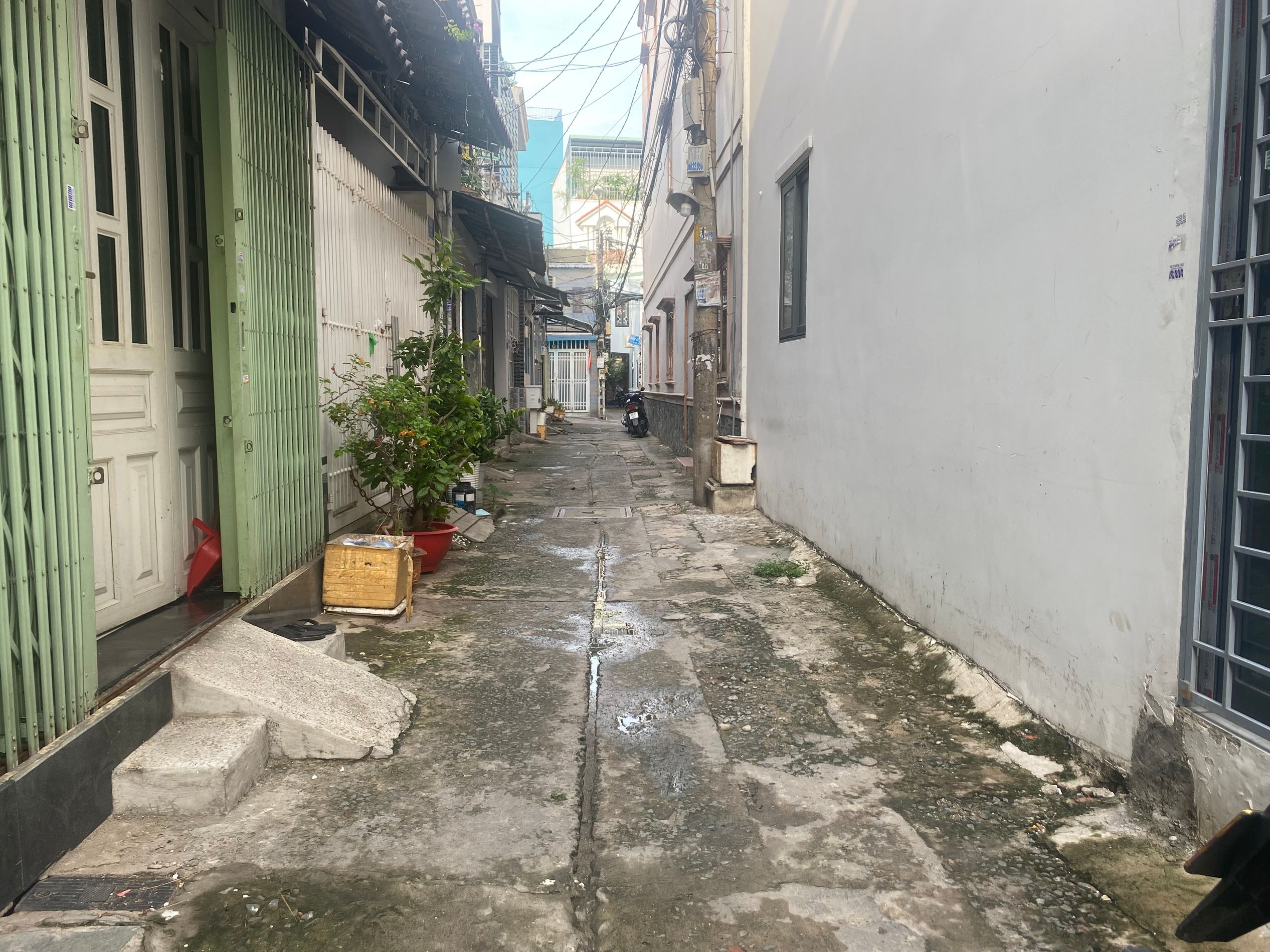 Nhà 3 tầng Hồ Đắc Di, 42m2, 3 tầng, 4 ngủ, ở ngay, chỉ 4.8 tỷ