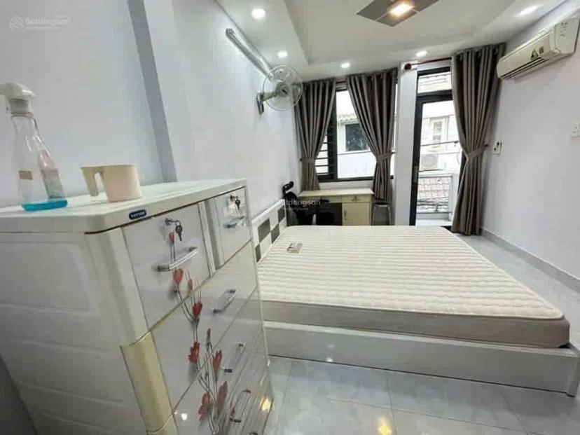 Nhà giá tốt 35.8m2 Lãnh Binh Thăng, phường 12, quận 11, đang cho thuê 16 triệu/ tháng. Sổ hồng riêng