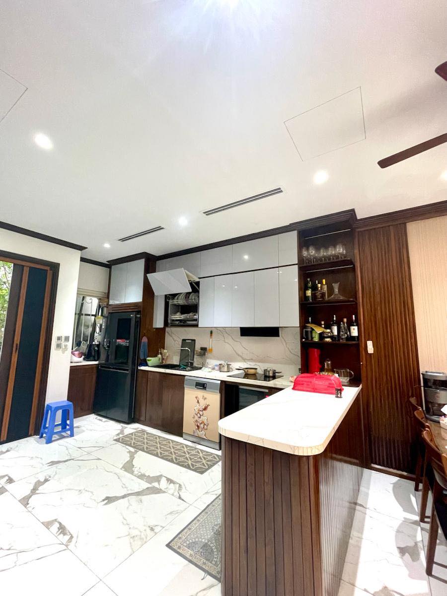 Nhà vườn The Manor Central Park – view công viên – 2 mặt tiền – hoàn thiện đẹp