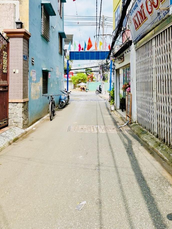 Duy nhất trong tuần 7 tỷ, ngay nhà thờ Chí Hoà - Bành Văn Trân, vuông vức 54m2