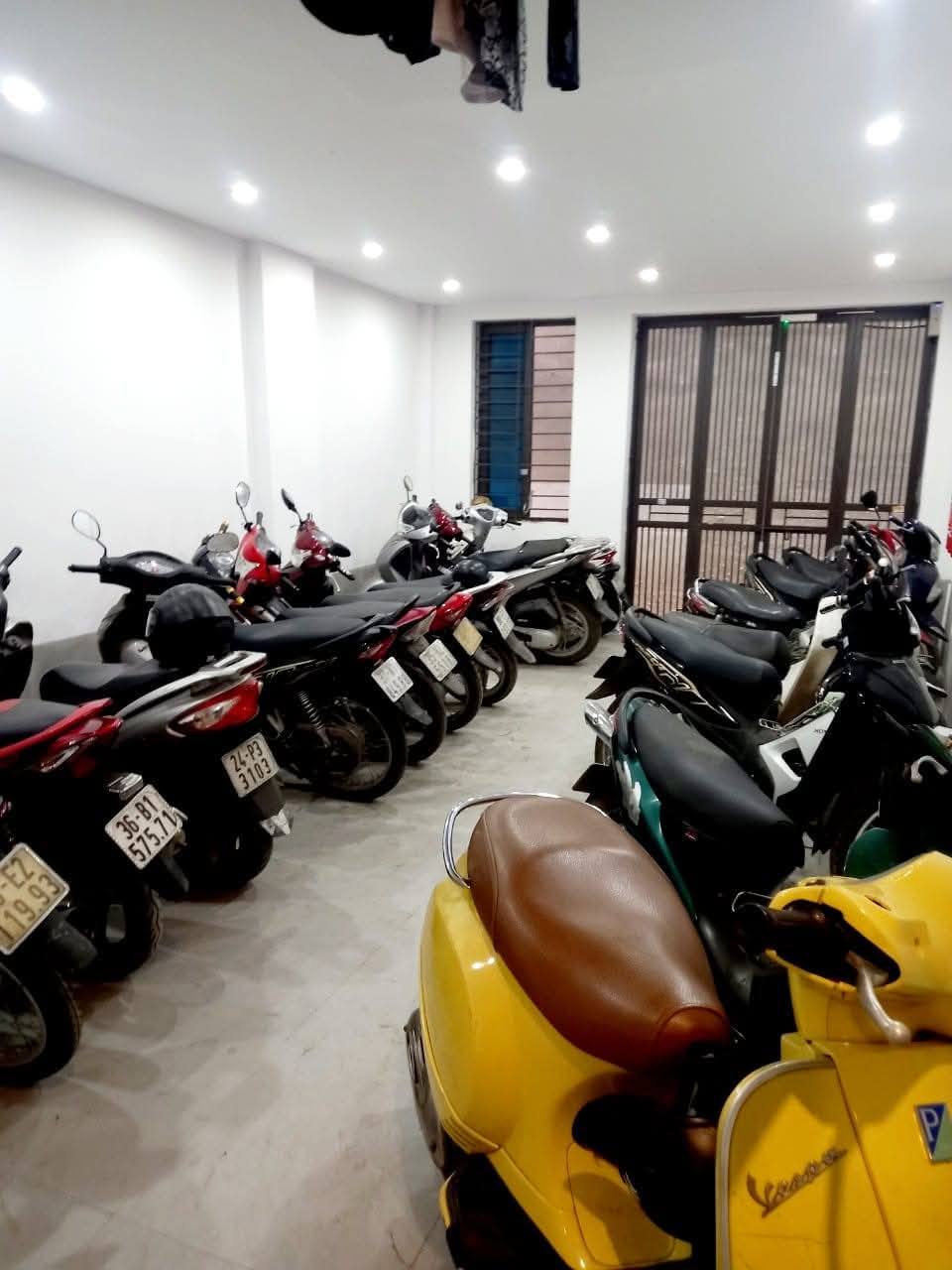 Bán tòa nhà chung cư mini đường Tân Triều, 70m2, 7 tầng, thang máy, 19 phòng khép kín