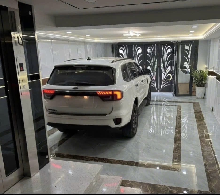 Bán nhà xây mới 5m x 15m, có tháng máy hẻm 6m thông ngay Lê Đức Thọ, Gò Vấp