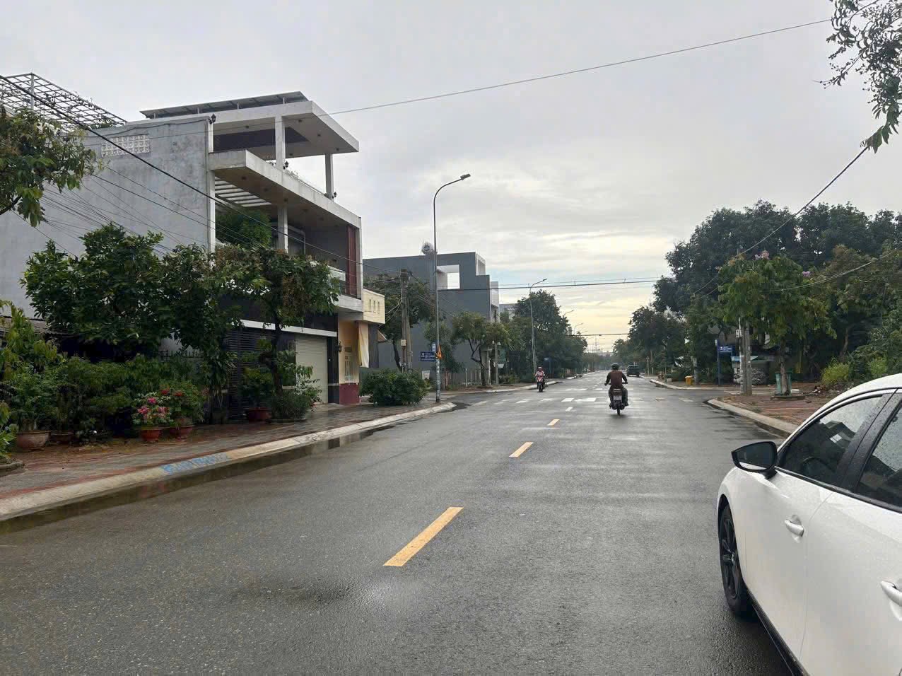 Đón đầu cầu Cát Lái, sở hữu ngay lô góc 2 mặt tiền, 127m2, sau chợ Đại Phước sầm uất, giá 2ty450