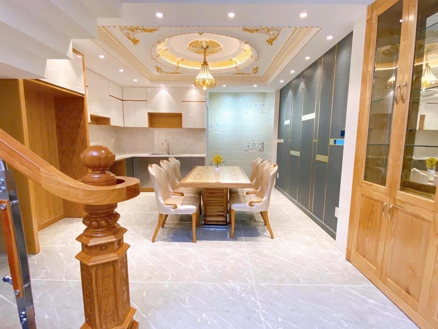 Bán nhà 4,5m x 14,47m, 5 tầng hẻm xe tải, thông ngay chợ An Nhơn