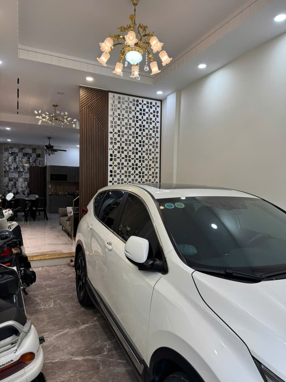 Nhà phố xinh 4m x 15m Huyền Quang, Tân Định, Quận 1, thành phố Hồ Chí Minh