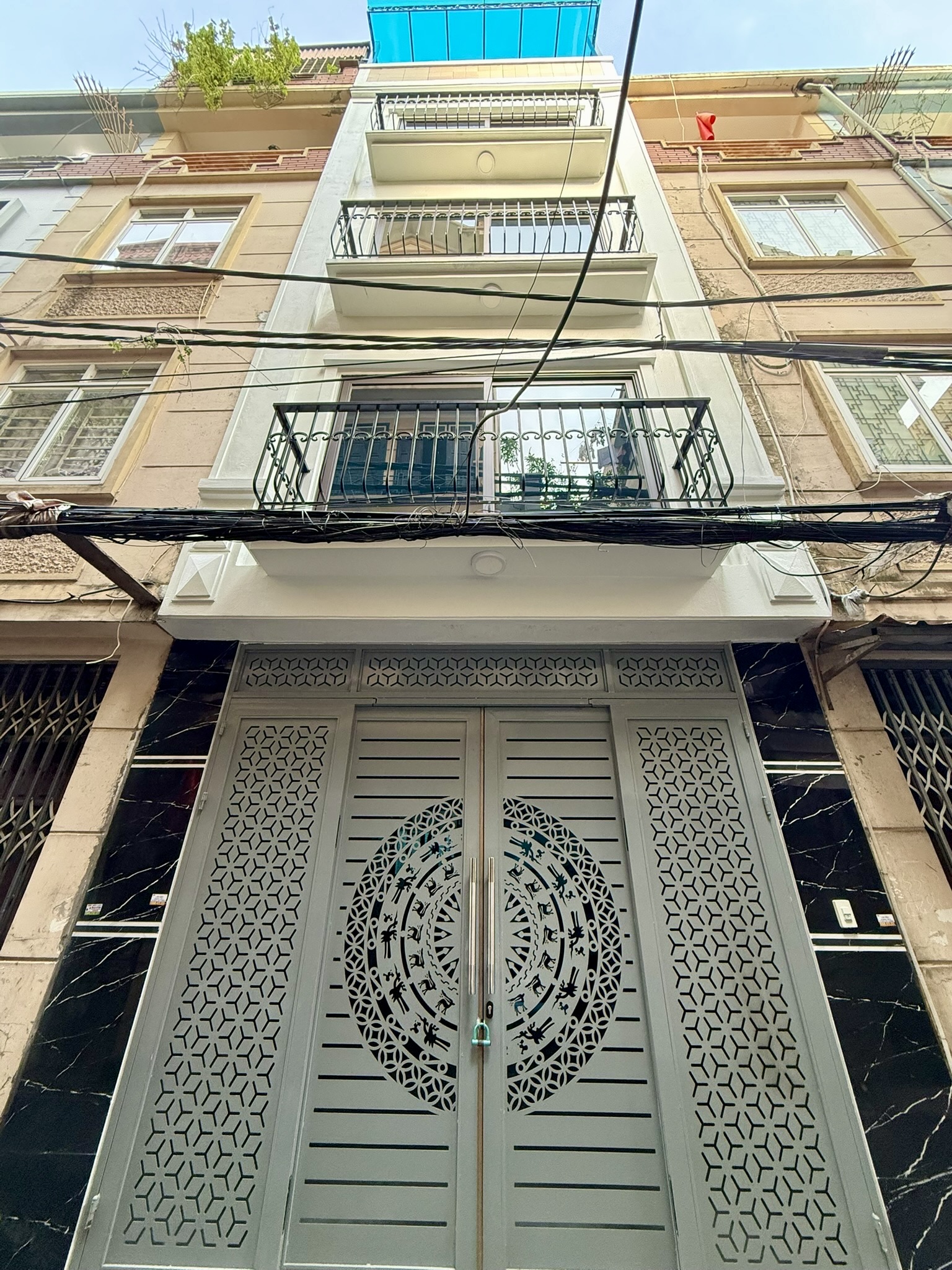 Bán nhà riêng Trương Định - Giải Phóng, 41m2 xây 5 tầng, 4 ngủ dân xây, ngõ rộng đẹp, 11,3 tỷ