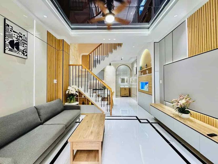 Cần vốn sang nhượn lại nhà đường Trần Khắc Trân, phường 15, Phú Nhuận, diện tích 57,4m2, giá 2,55 tỷ
