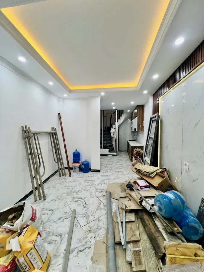 Nhà mới kính koong phố Láng Hạ - Ba Đình, 30m2 xây 5 tầng, 3 ngủ, gần chợ thành công, sổ đỏ