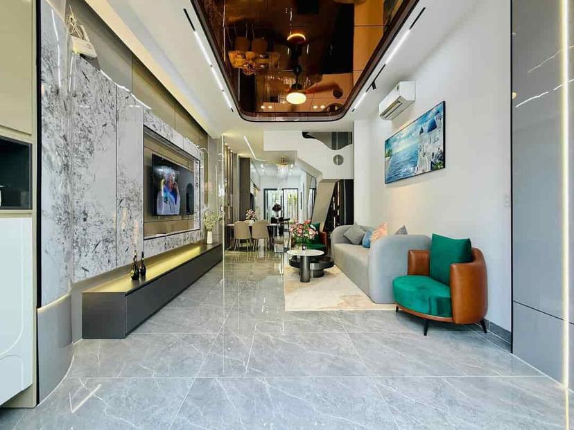 Bán nhà 5 tầng, giá 3,55 tỷ Lý Chính Thắng, phường 7, quận 3