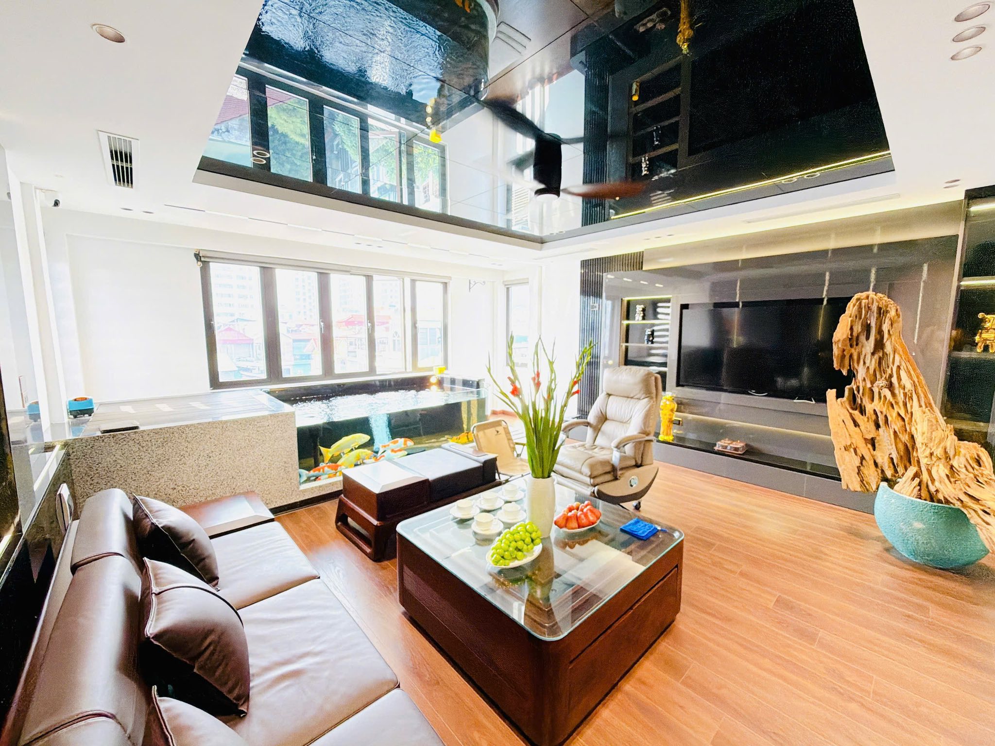 Bán nhà phố Lạc Trung - Hai Bà Trưng – 8 tầng thang máy – hoàn thiện tâm huyết - ở sướng