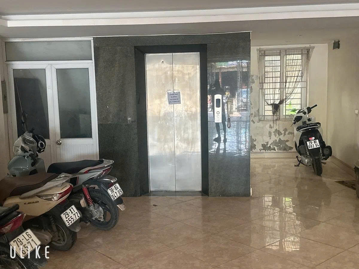 Hiếm nhà đẹp 7 tầng mặt đường Quốc Lộ 6, 187m2, mặt tiền 8.5m, thang máy, kinh doanh sầm uất, giá 28.8 tỷ