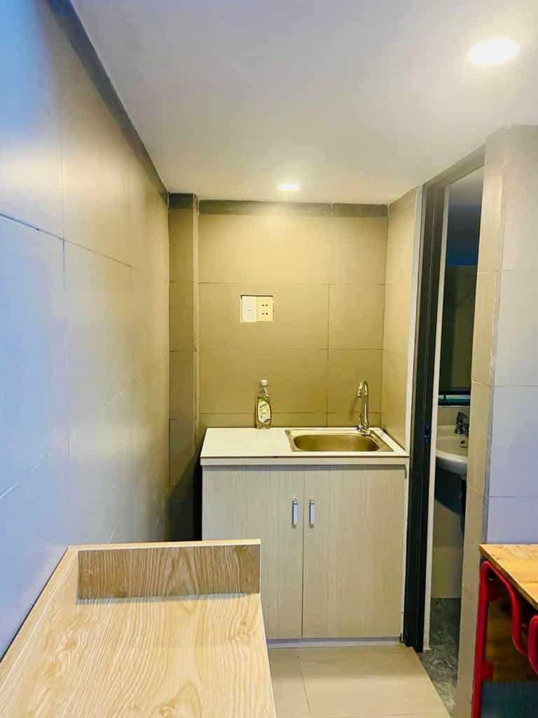 Bán nhà Tân Bình 4 tầng bê tông cốt thép hẻm xe hơi, đang cho thuê 30 triệu/tháng, 40m2, giá bán 6,3 tỷ